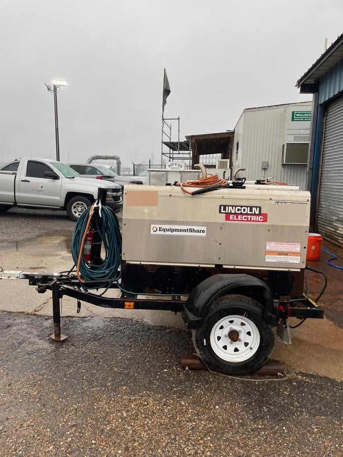 2019 Lincoln Electric Vantage 322 Welder Ready-Pak 3, Two wheel trailer, Fender and Light kit, Cable Rack