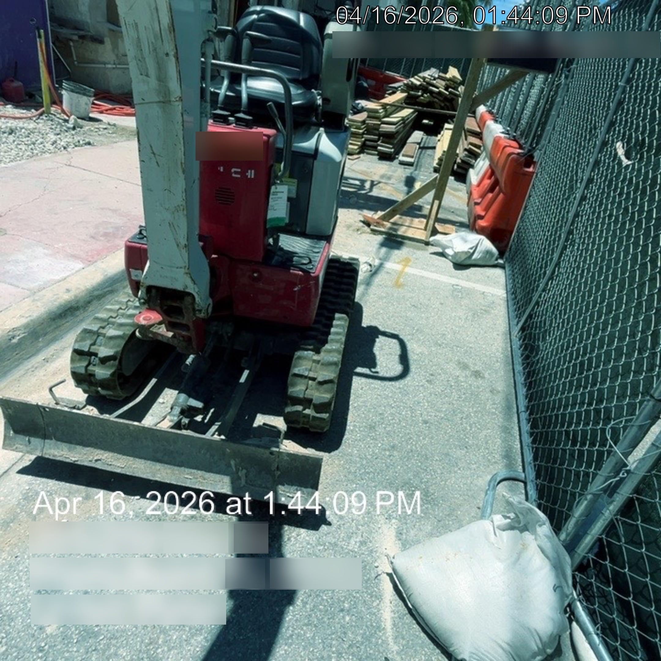 2022 TAKEUCHI TB210R