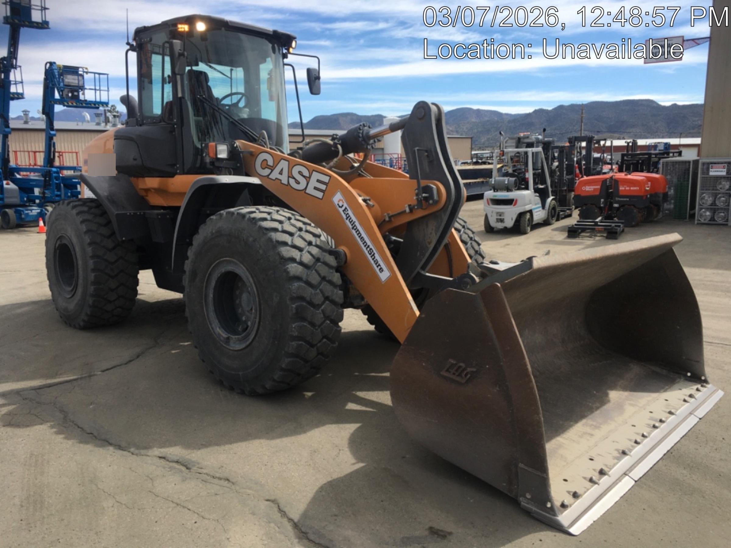 2023 CASE 821G