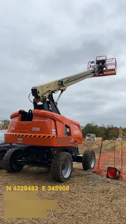 2025 JLG 660SJ
