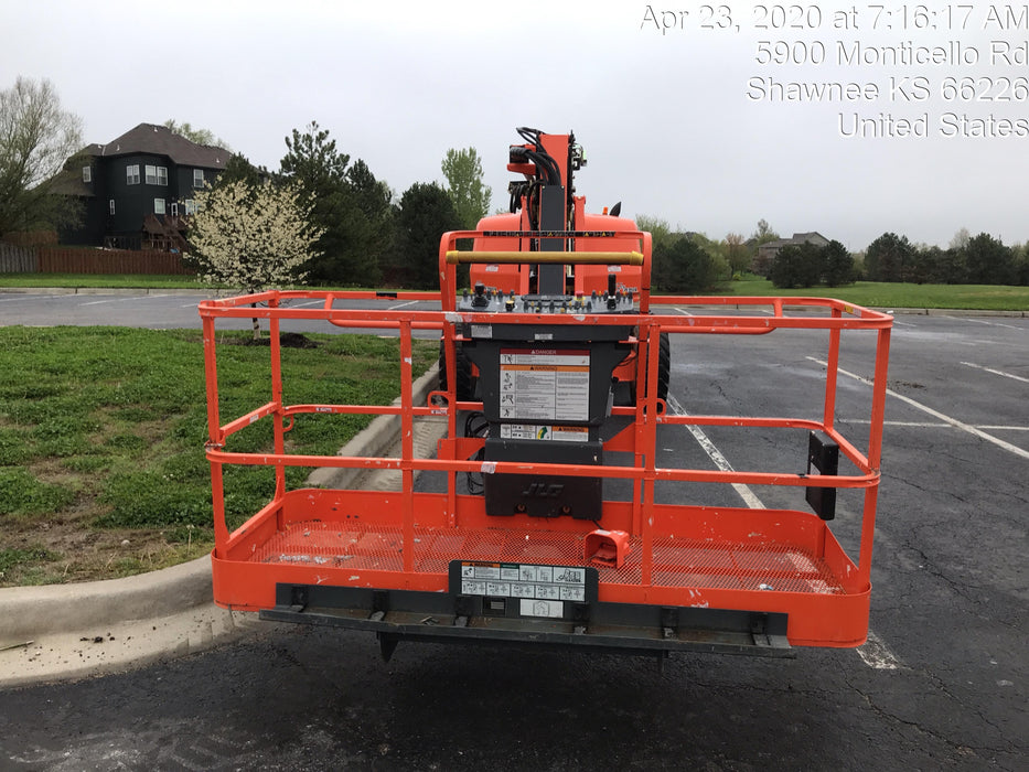 2018 JLG 660SJ