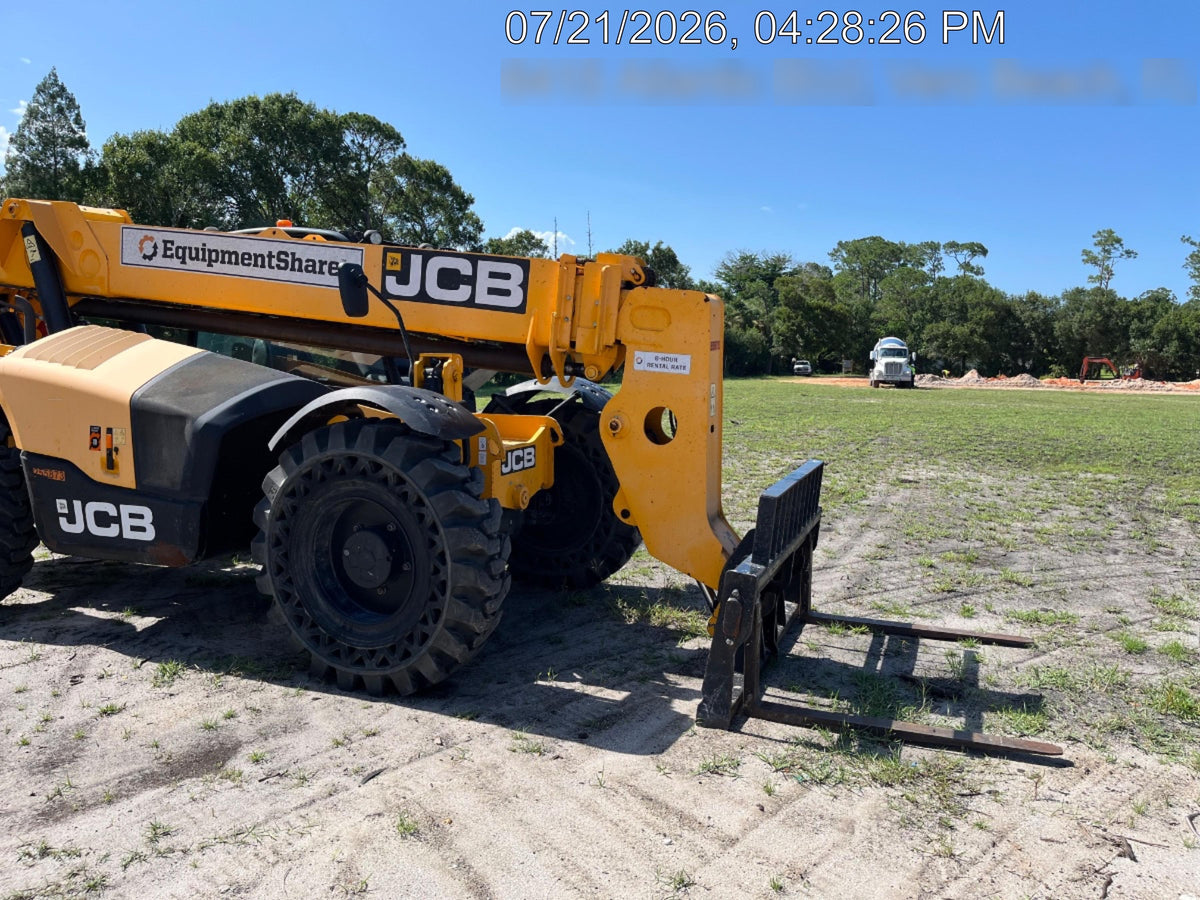 2022 JCB 509-42