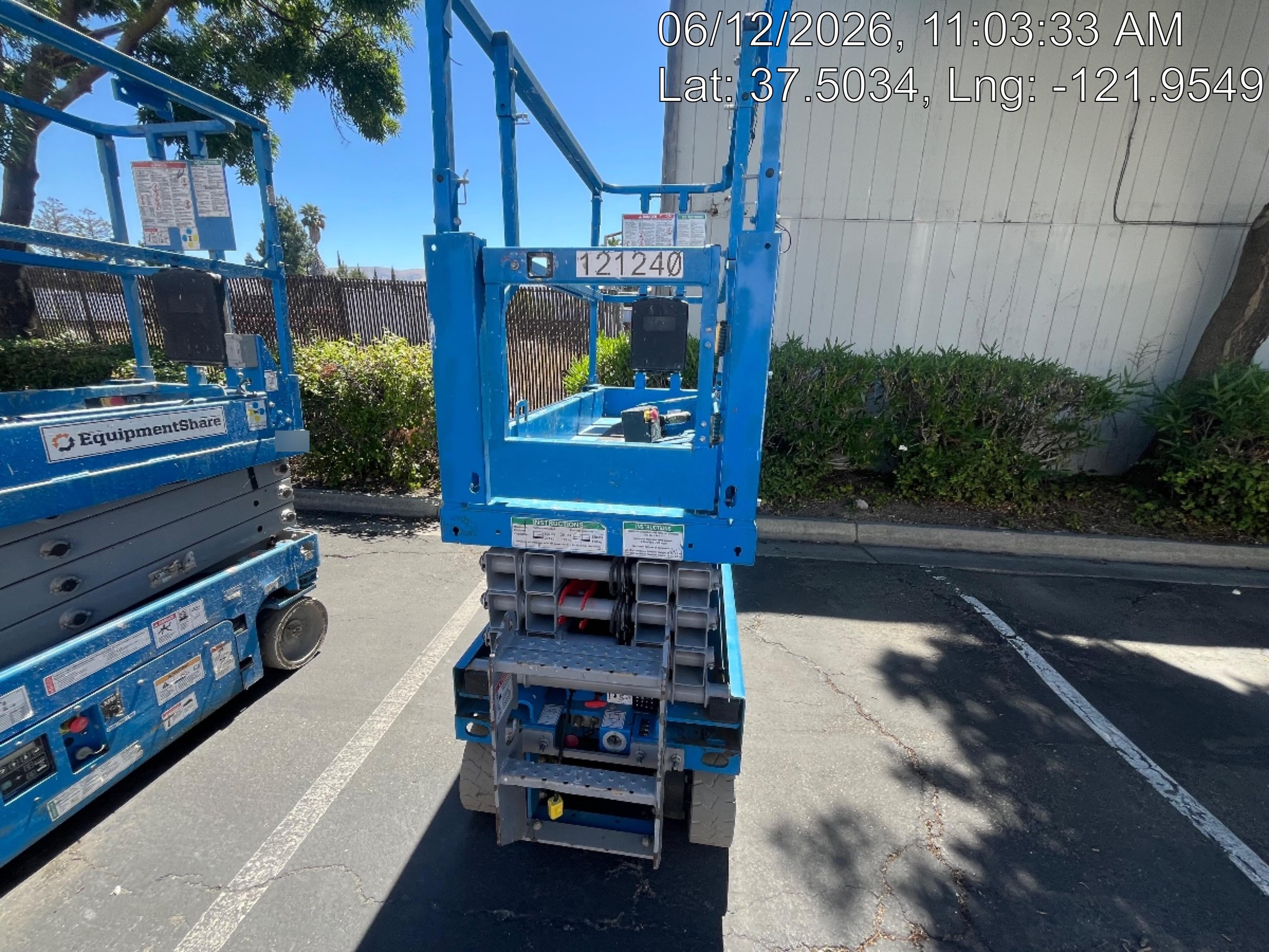 2020 Genie GS-1930 Solid Non Marking Tires, Beacon, Folding rails with half height swing gate, Telematics