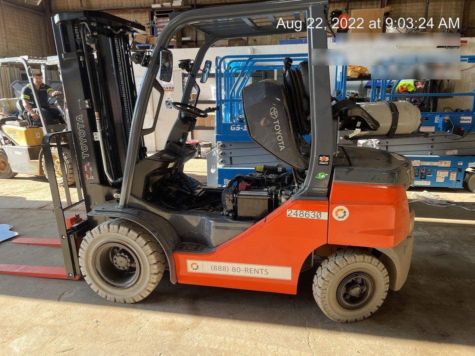 2022 TOYOTA 50-8FGU25