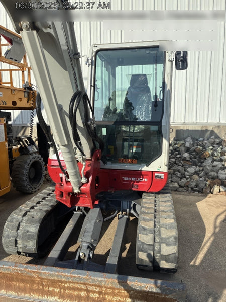 2025 TAKEUCHI TB250-2CR