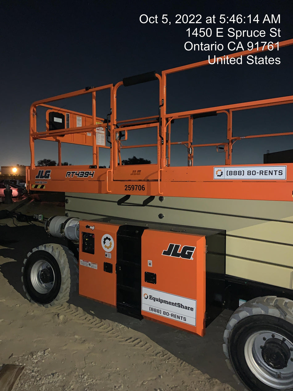 2022 JLG 4394RT