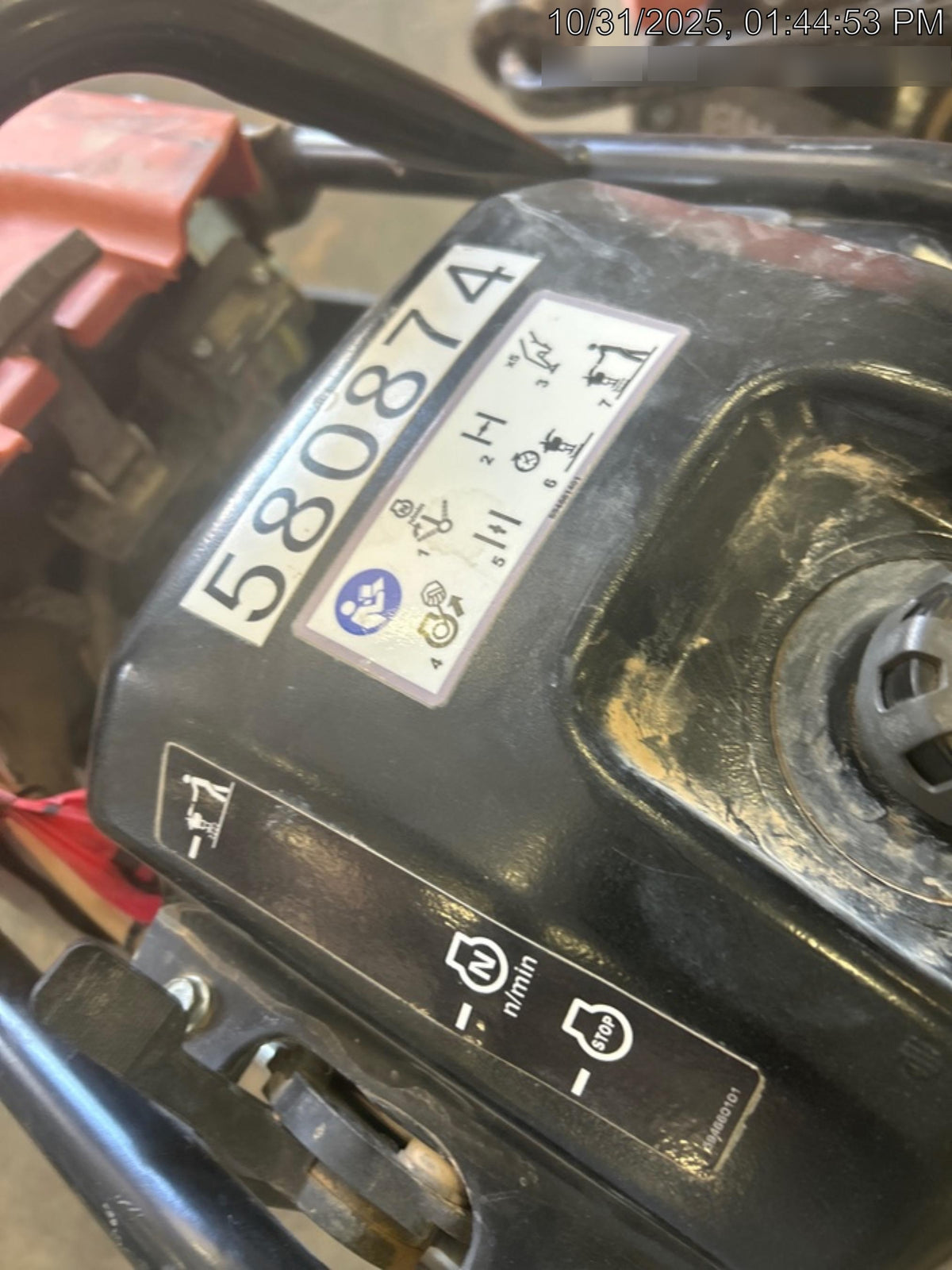 2025 HUSQVARNA LT6005
