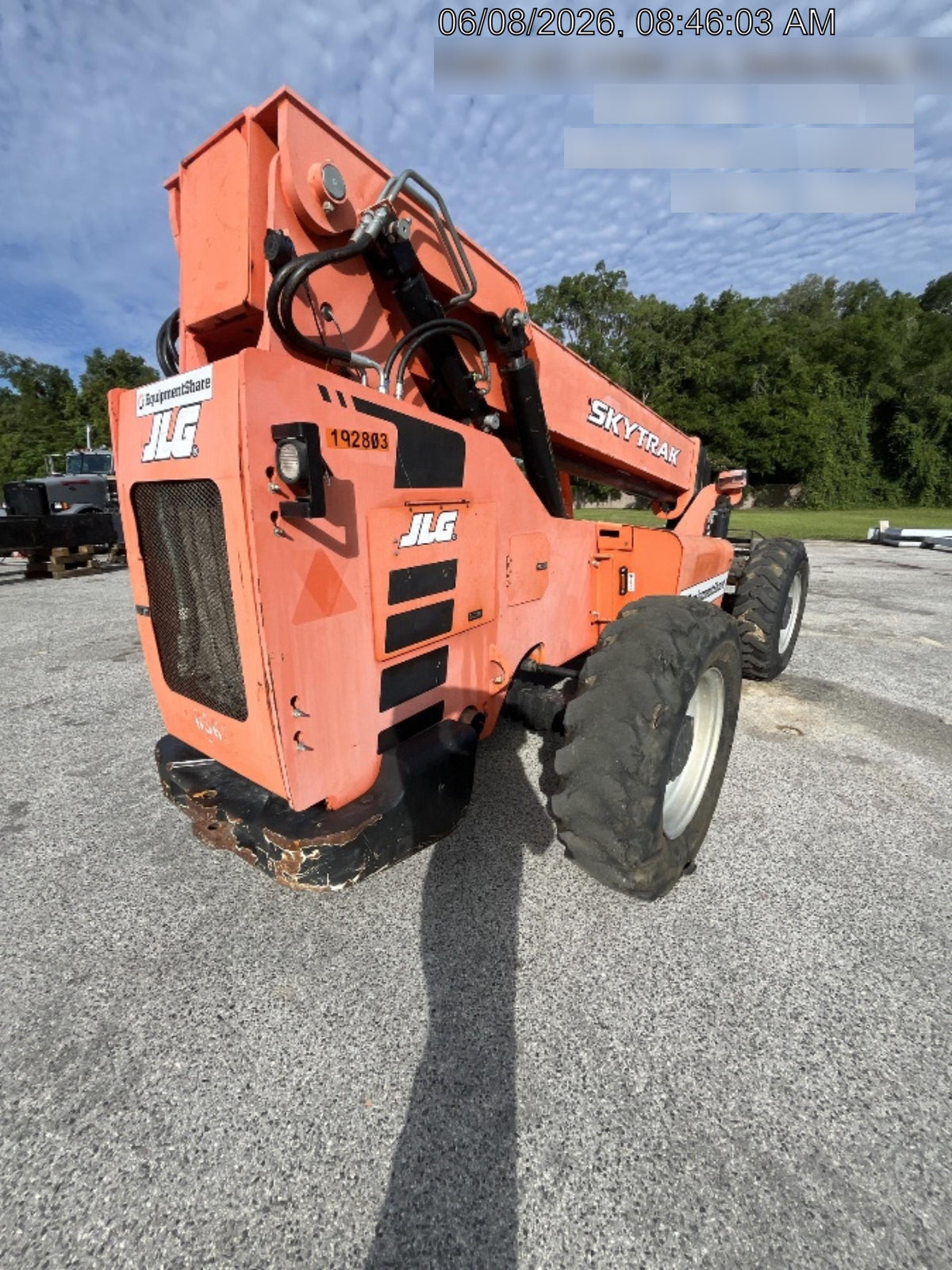 2017 Skytrak 6042 42' REACH, PALLET FORKS, 6k, FOAM FILLED TIRES