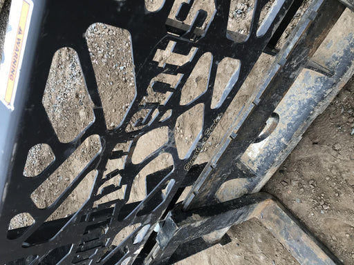 2019 PALADIN 48" Pallet Forks - Paladin