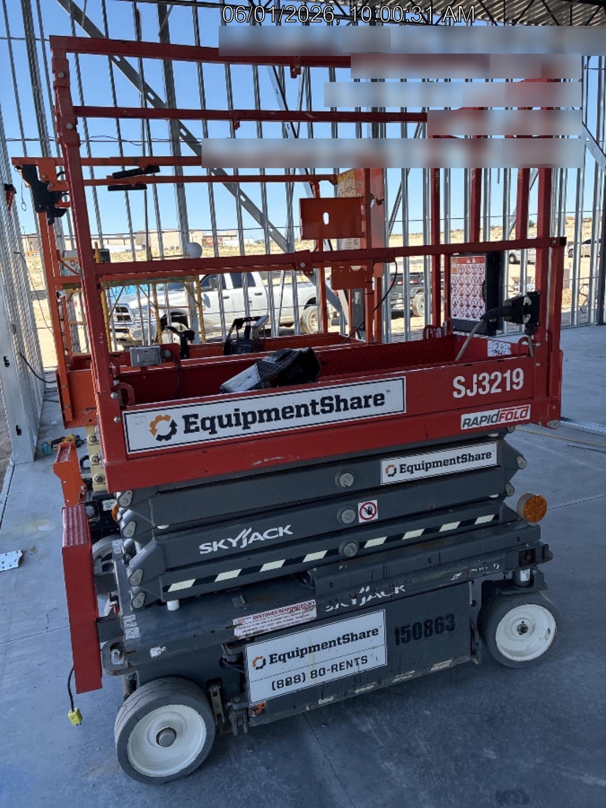 2021 JLG ES1932