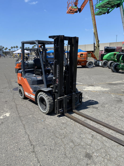 2022 TOYOTA 50-8FGU25