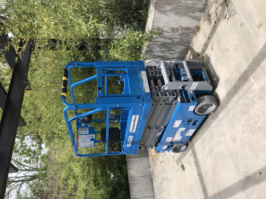 2020 Genie GS-1930 Solid Non Marking Tires, Beacon, Folding rails with half height swing gate