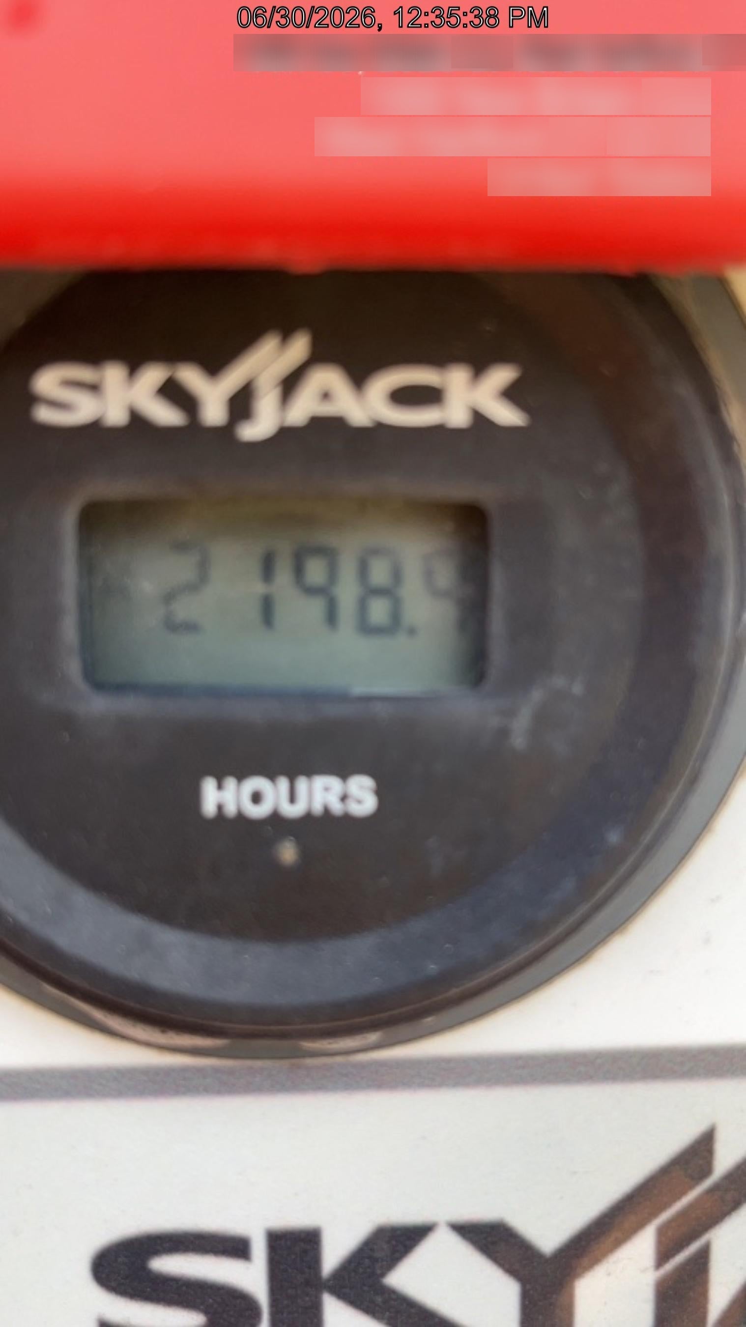 2017 SKYJACK SJ86T