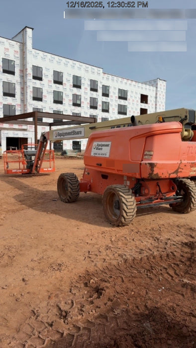 2019 JLG 660SJ