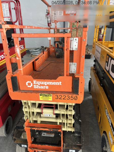 2023 JLG ES2632