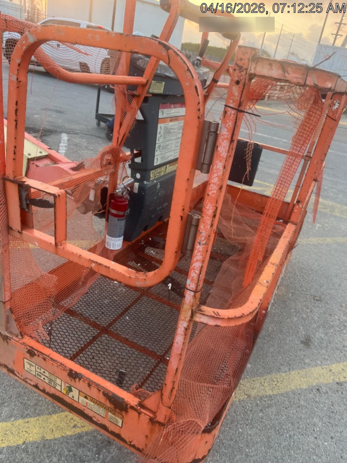 2019 JLG 400S