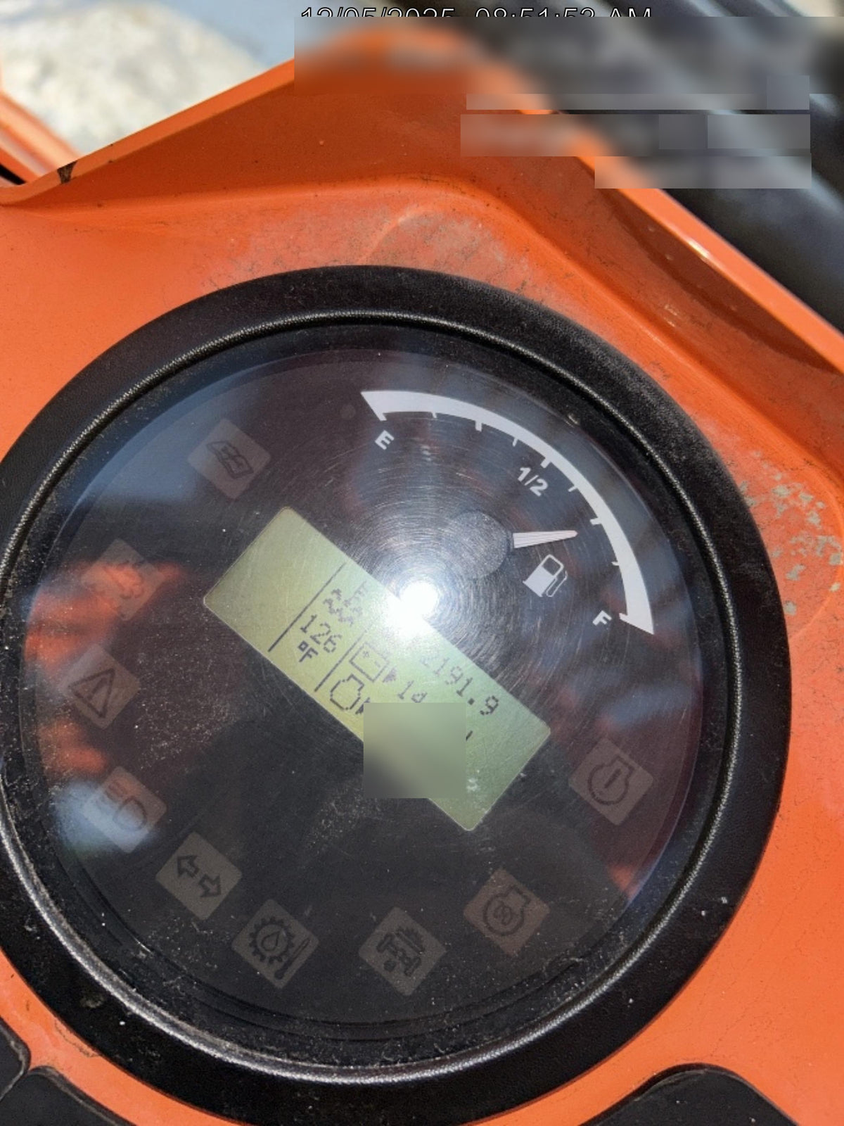 2021 JLG 8042