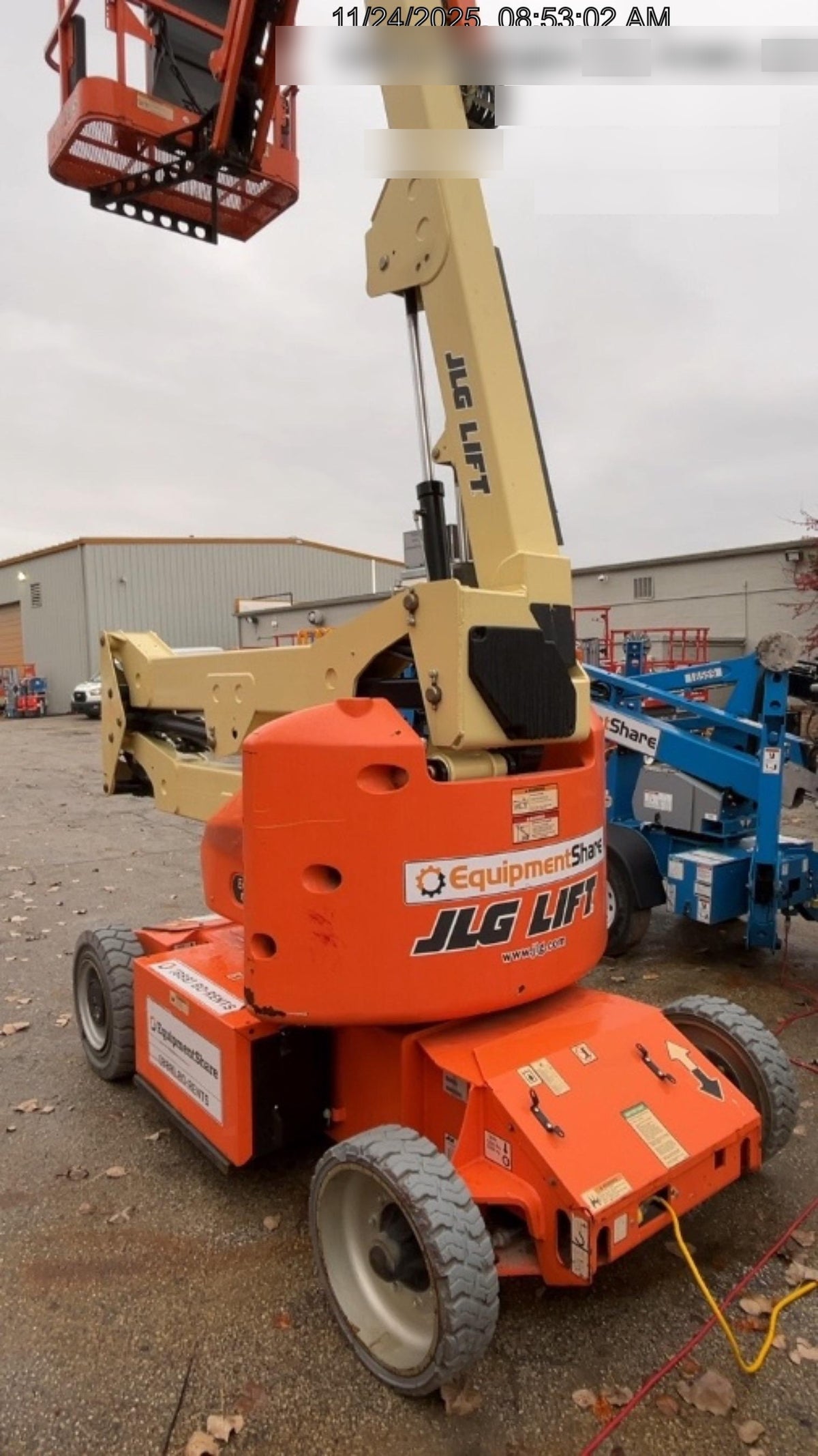2019 JLG E400AJPN