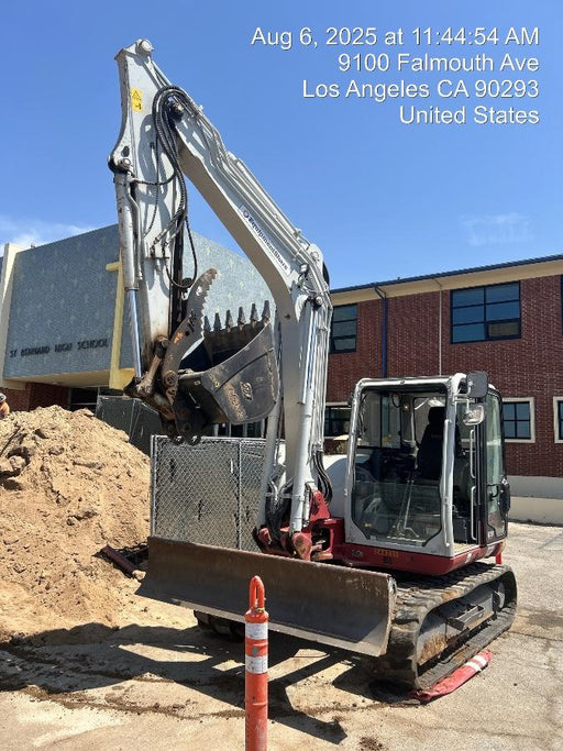 2025 TAKEUCHI 36" Bucket - Takeuchi