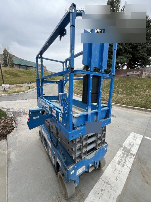 2020 Genie GS-1930 Solid Non Marking Tires, Beacon, Folding rails with half height swing gate