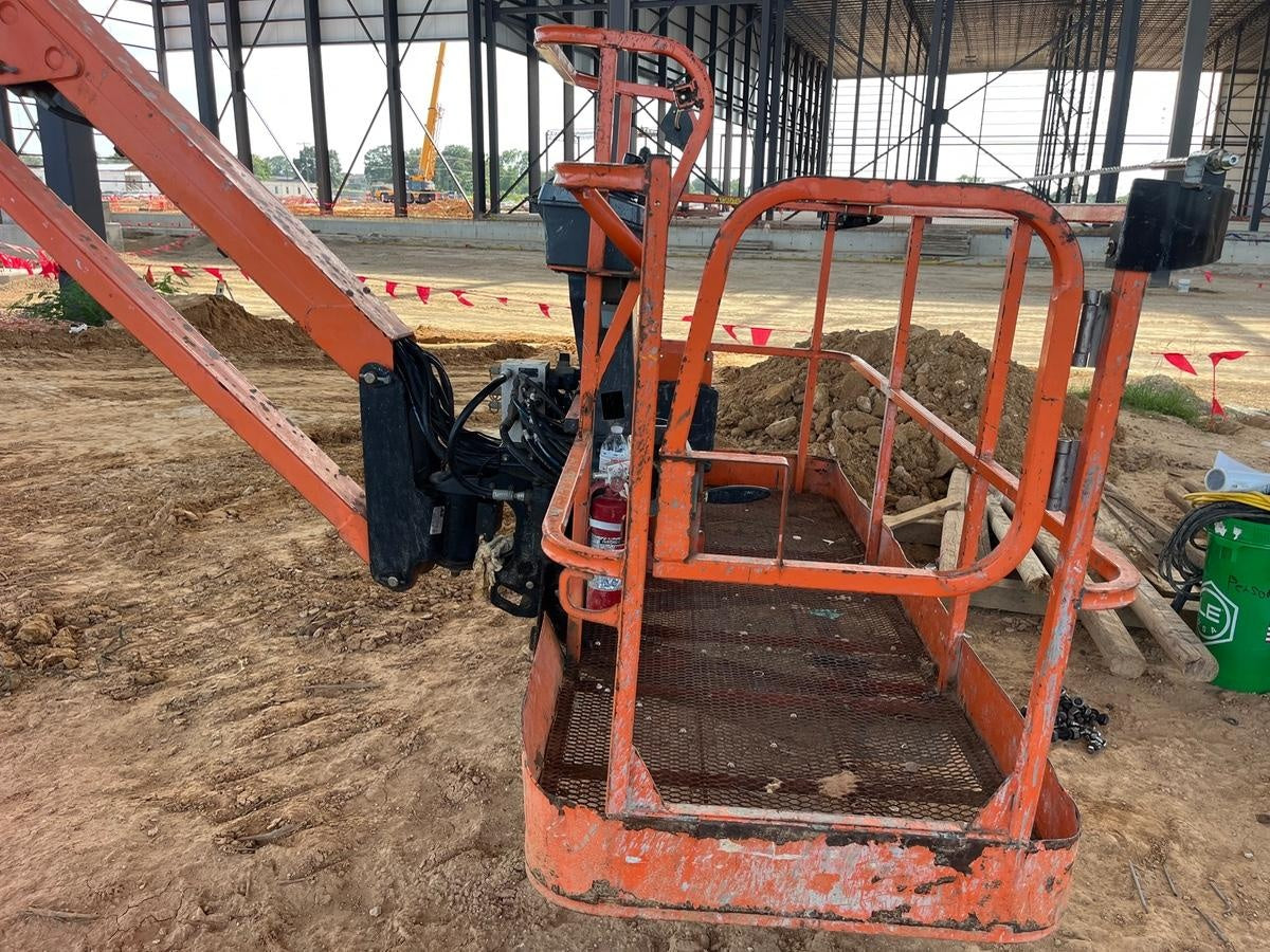 2021 JLG 1350SJP