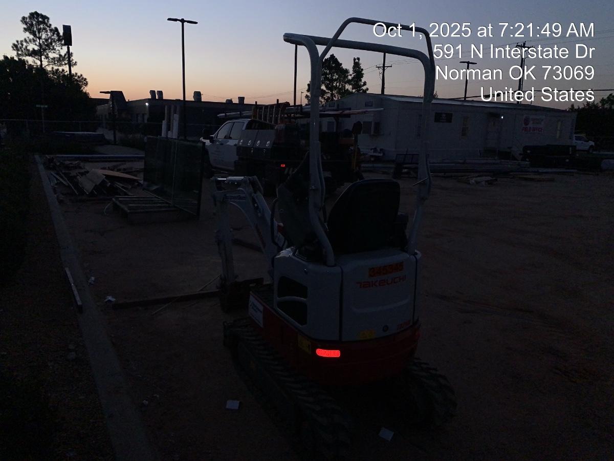 2023 TAKEUCHI TB210R