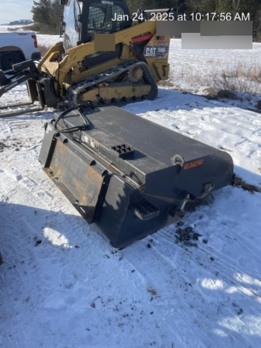 2021 PALADIN Sweepster SB72