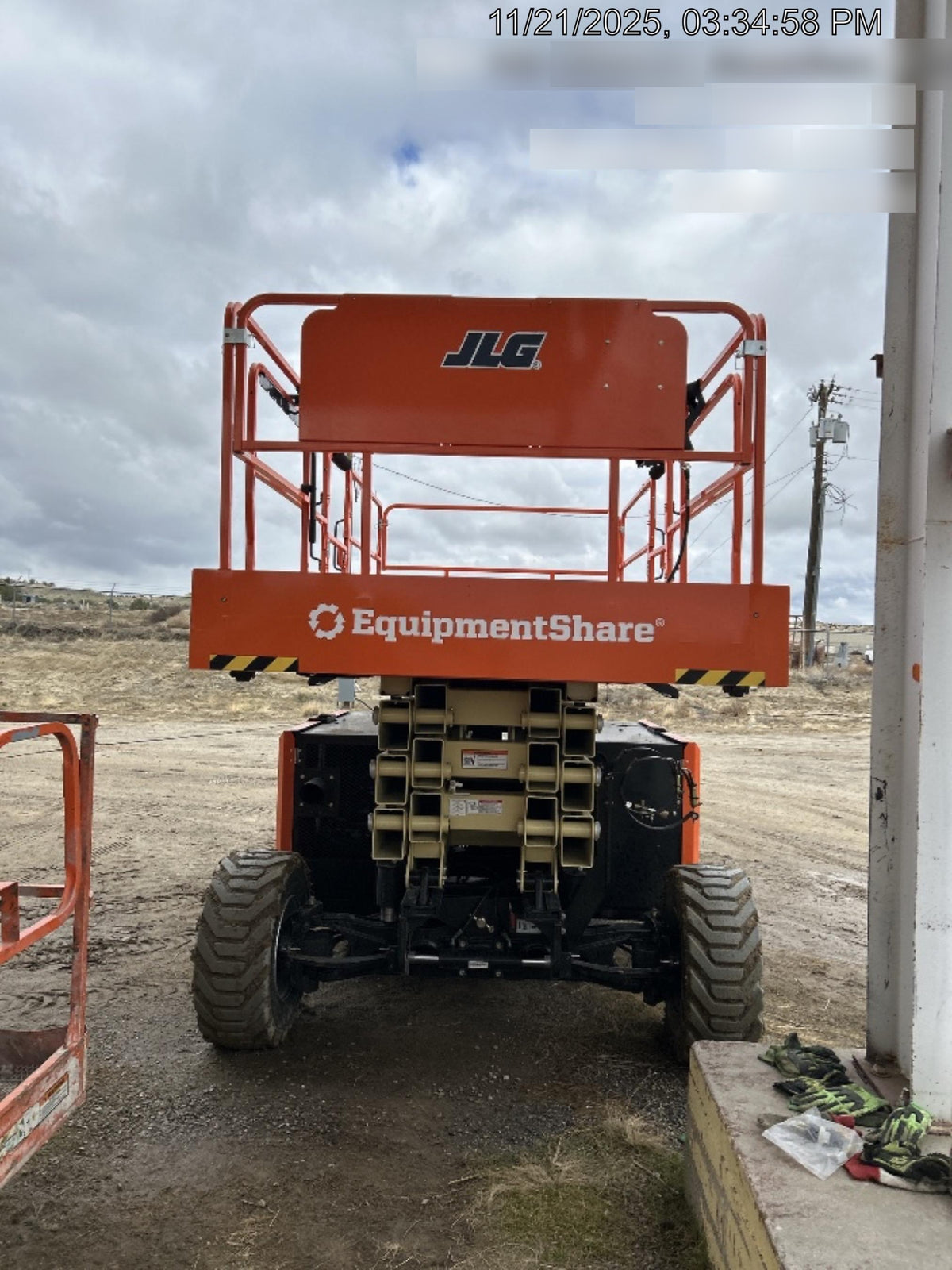2025 JLG RT4394
