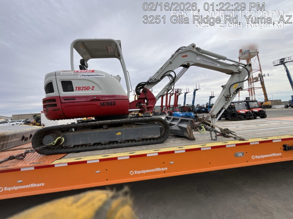 2021 TAKEUCHI TB250-2