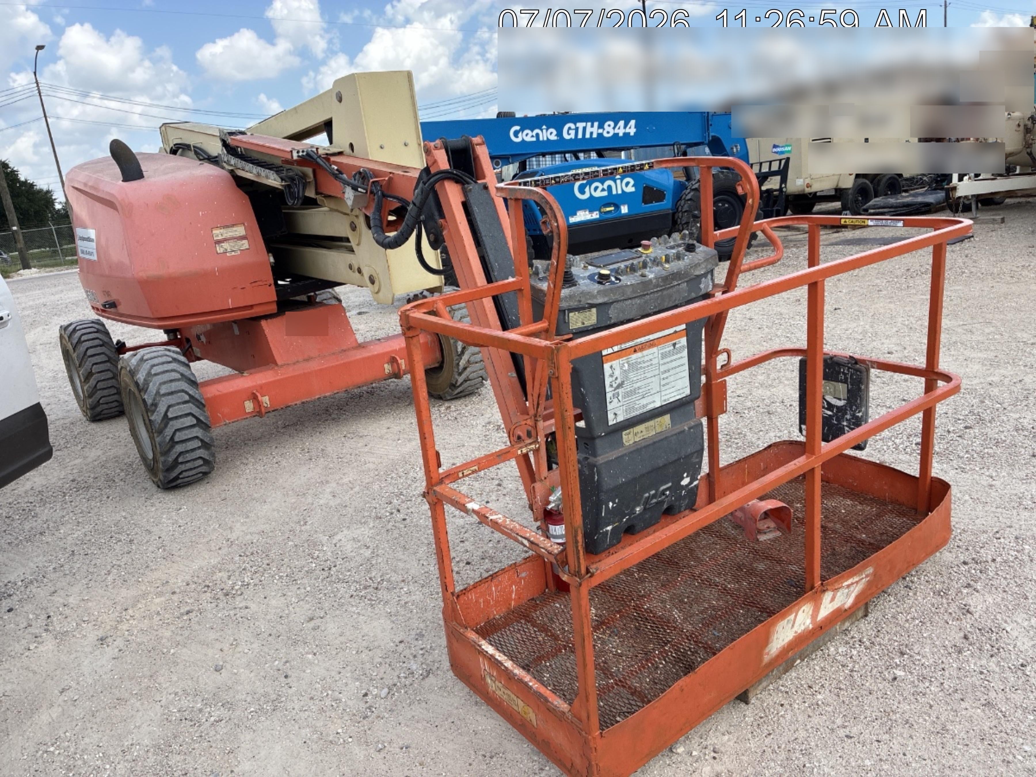 2019 JLG 450AJ