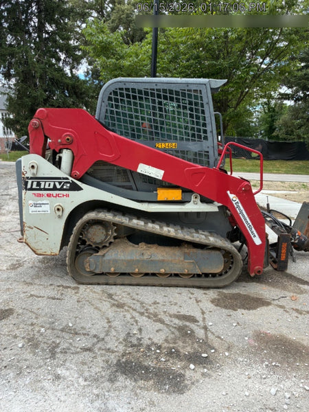 2022 TAKEUCHI TL10V2-CR