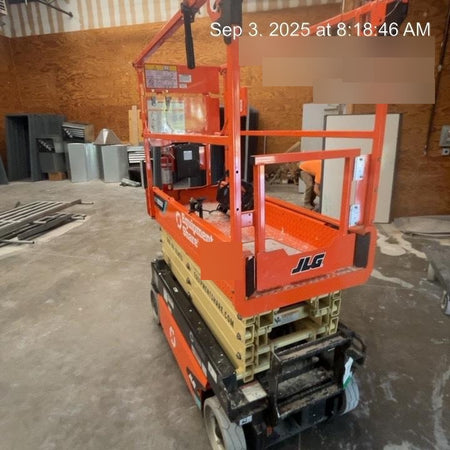 2025 JLG ES1932