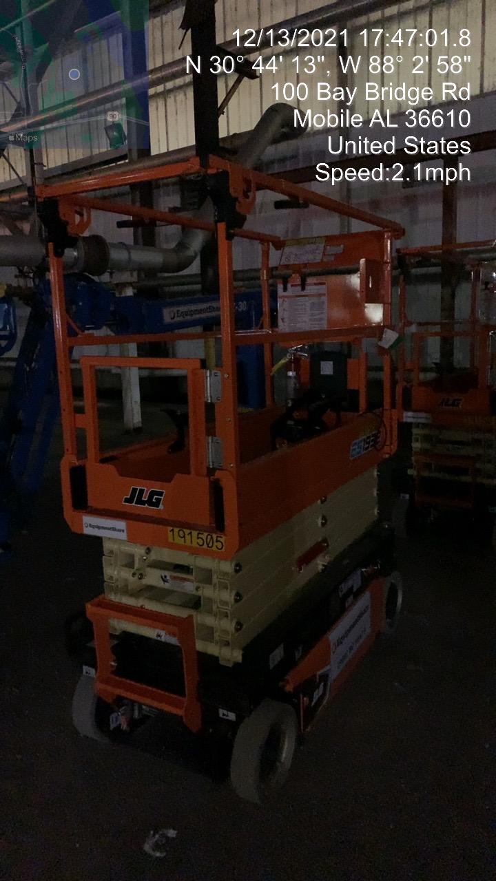 2021 JLG ES1932