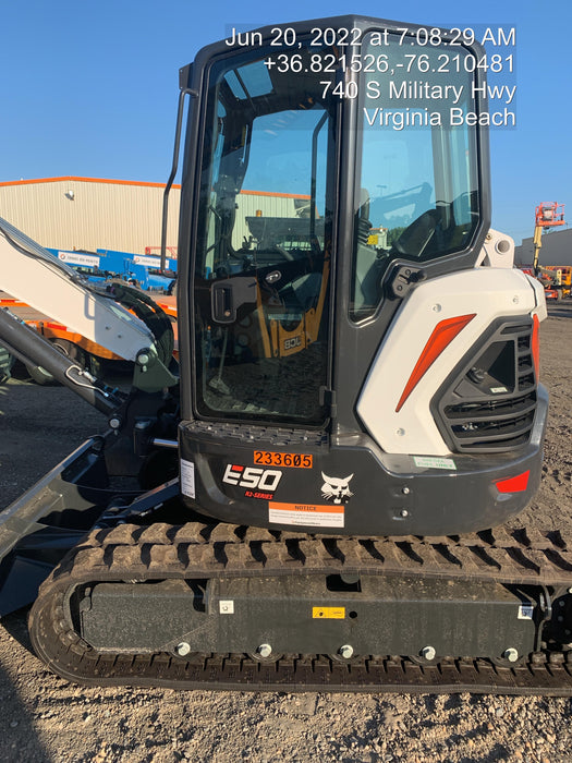 2022 Bobcat E50 Cab/Heat/Air, Rubber Tracks, Manual QC, Hydraulic Thumb