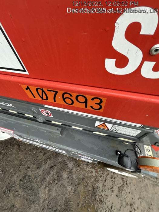 2020 Skyjack SJIII-3219 Solid NM Tires, Half height spring hinged entry gate, Dual Beacons, 800W Inverter