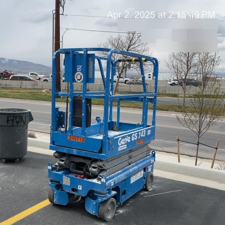 2023 GENIE GS-1432