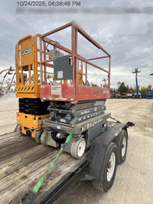 2018 Skyjack SJIII-3219 Skyjack SJIII3219 Scissor Lift w/Trojan Batteries