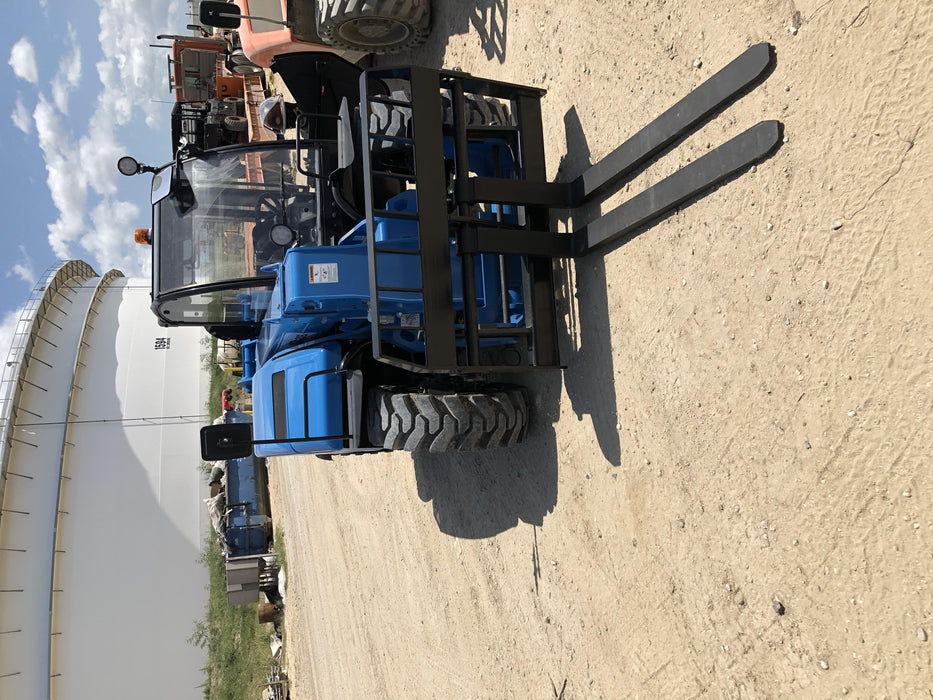 2020 Genie GTH-5519 Cab/Heat/Air, Solid Tires, Work Lights, Beacon, Aux Hydraulics, Back up Alarm