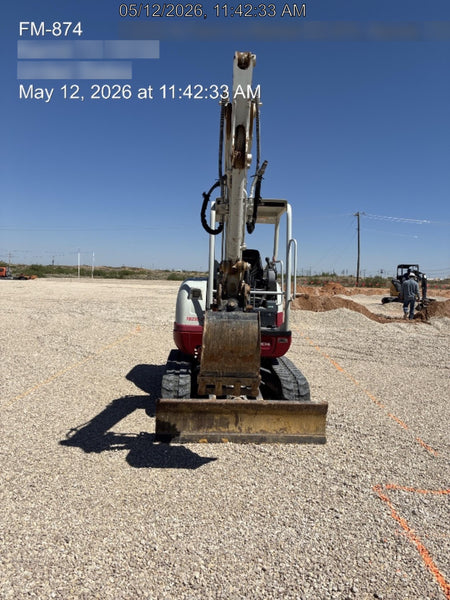 2022 TAKEUCHI TB235-2R