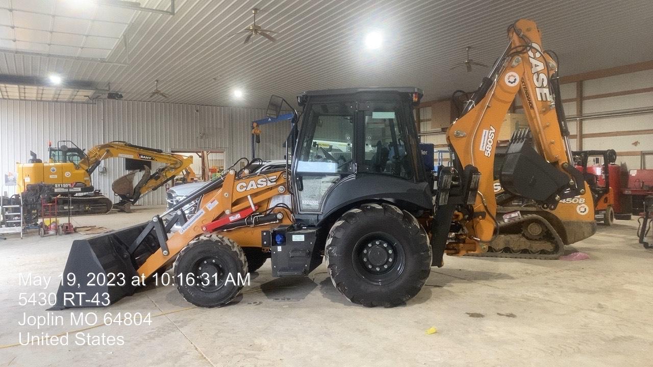 2023 CASE 580SV