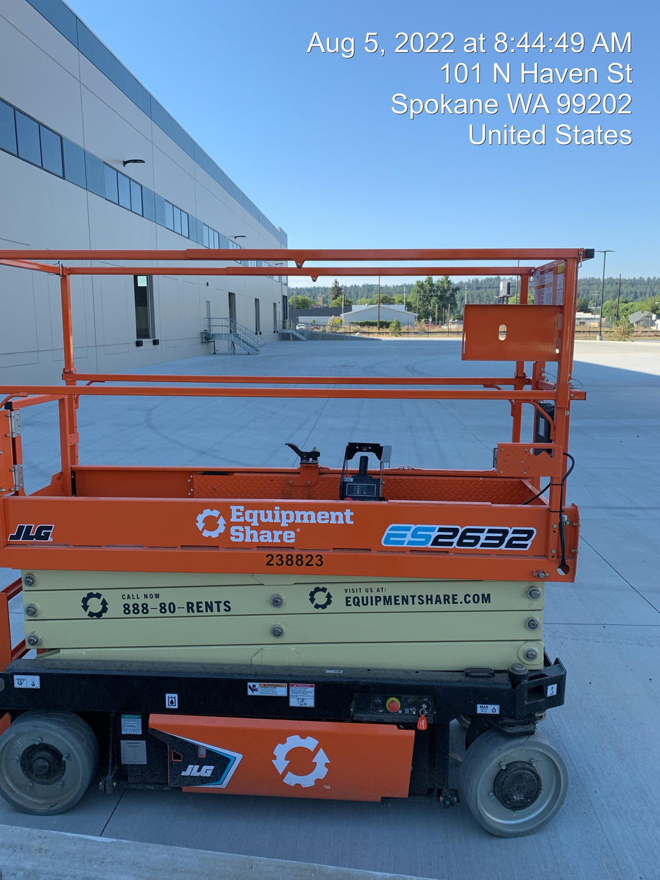 2022 JLG ES2632