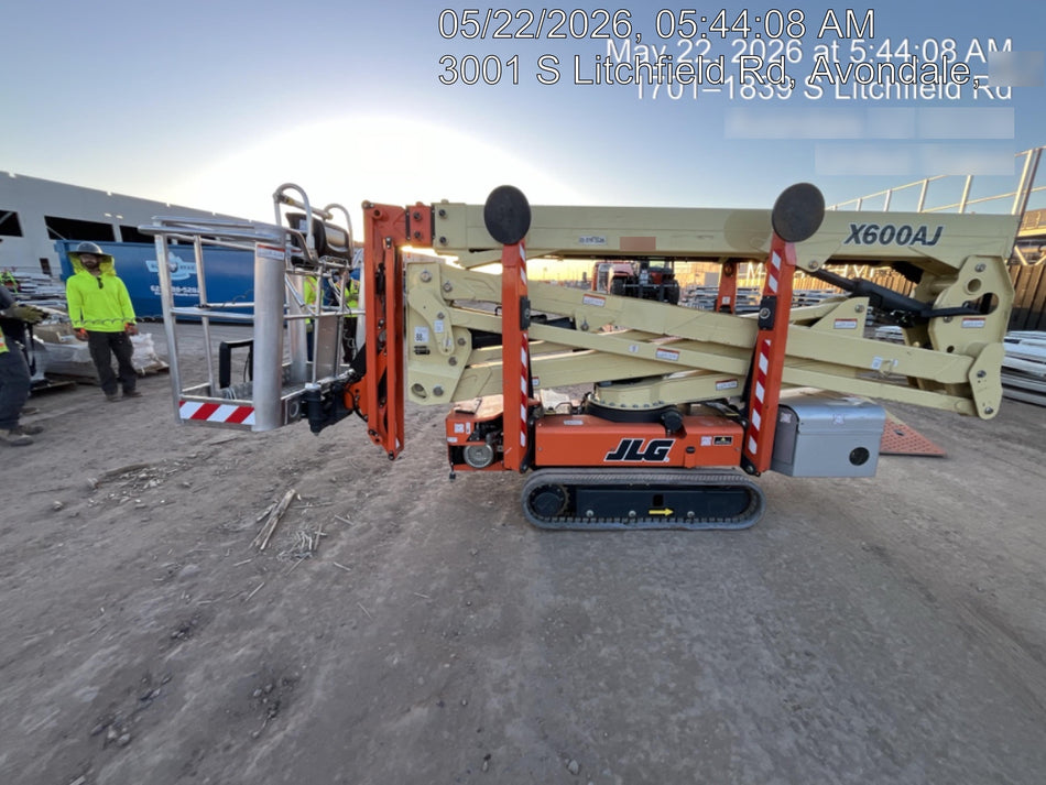 2019 JLG X600AJ