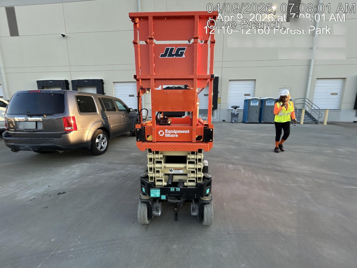 2025 JLG ES1932
