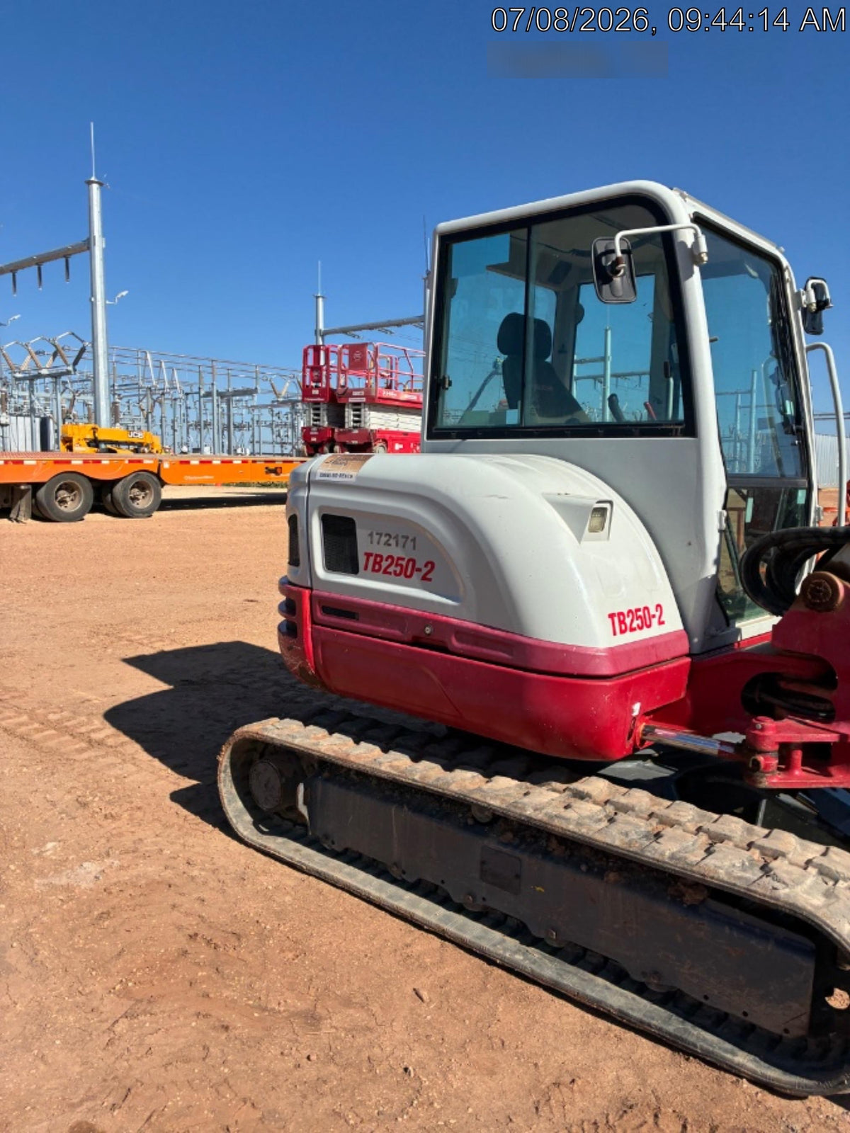 2021 TAKEUCHI TB250-2C
