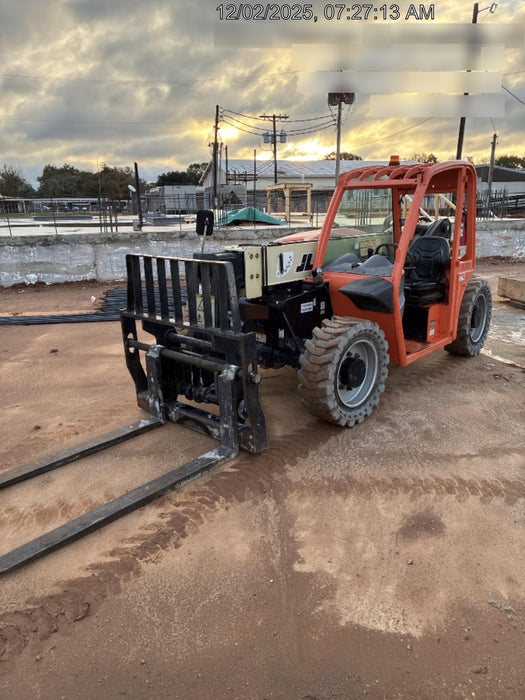 2018 JLG G5-18A