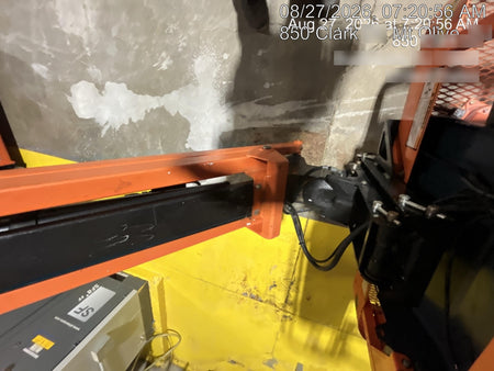 2022 JLG E300AJP