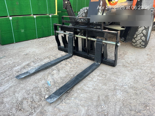 2024 JLG 1001095418S