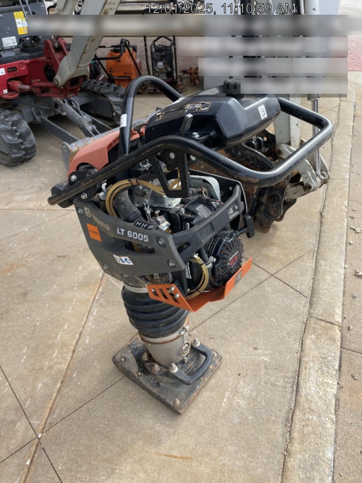 2024 HUSQVARNA LT6005