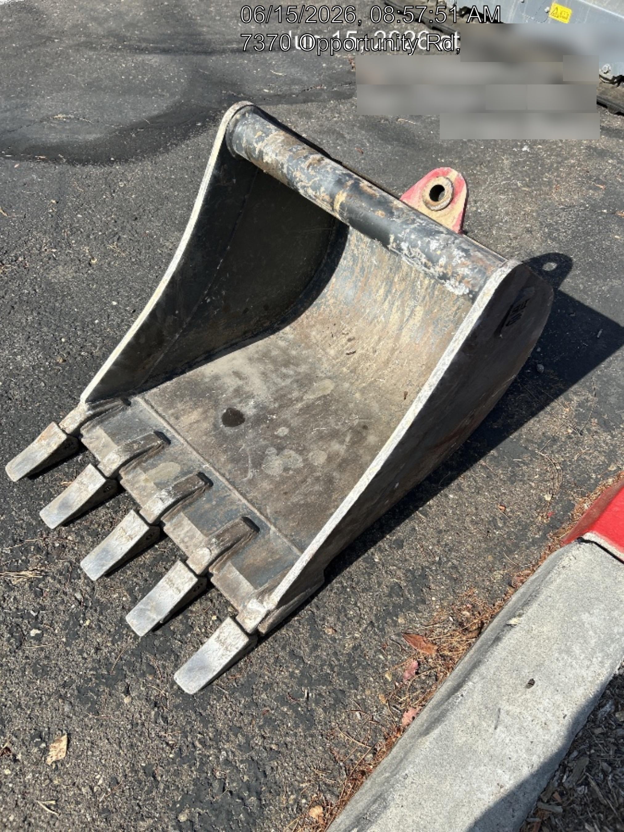2025 STEEL UNLIMITED 24" HD Digging Bucket - 77k-85k
