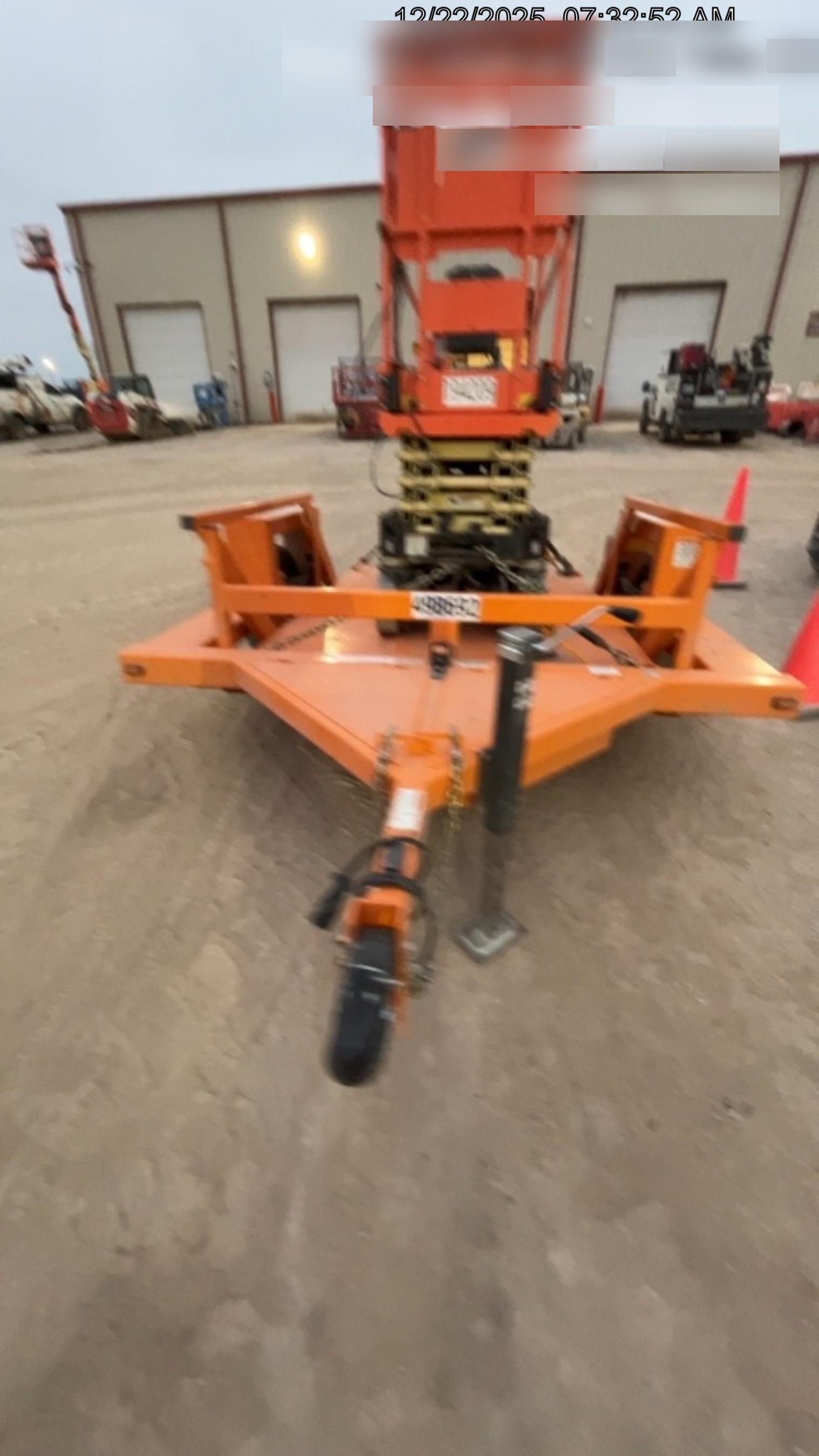 2021 JLG ES1932